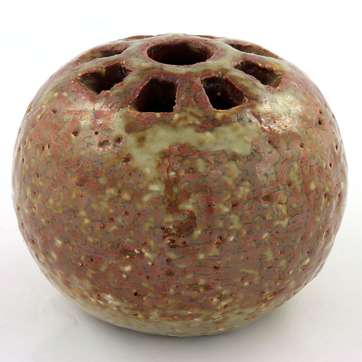 グナー・ニールンド  茶色のベース  (10cm)  1940年代  