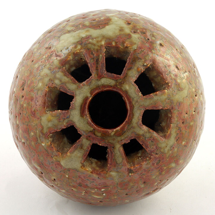 グナー・ニールンド  茶色のベース  (10cm)  1940年代  