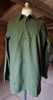 Swedish military green shirt 1960s size S-M