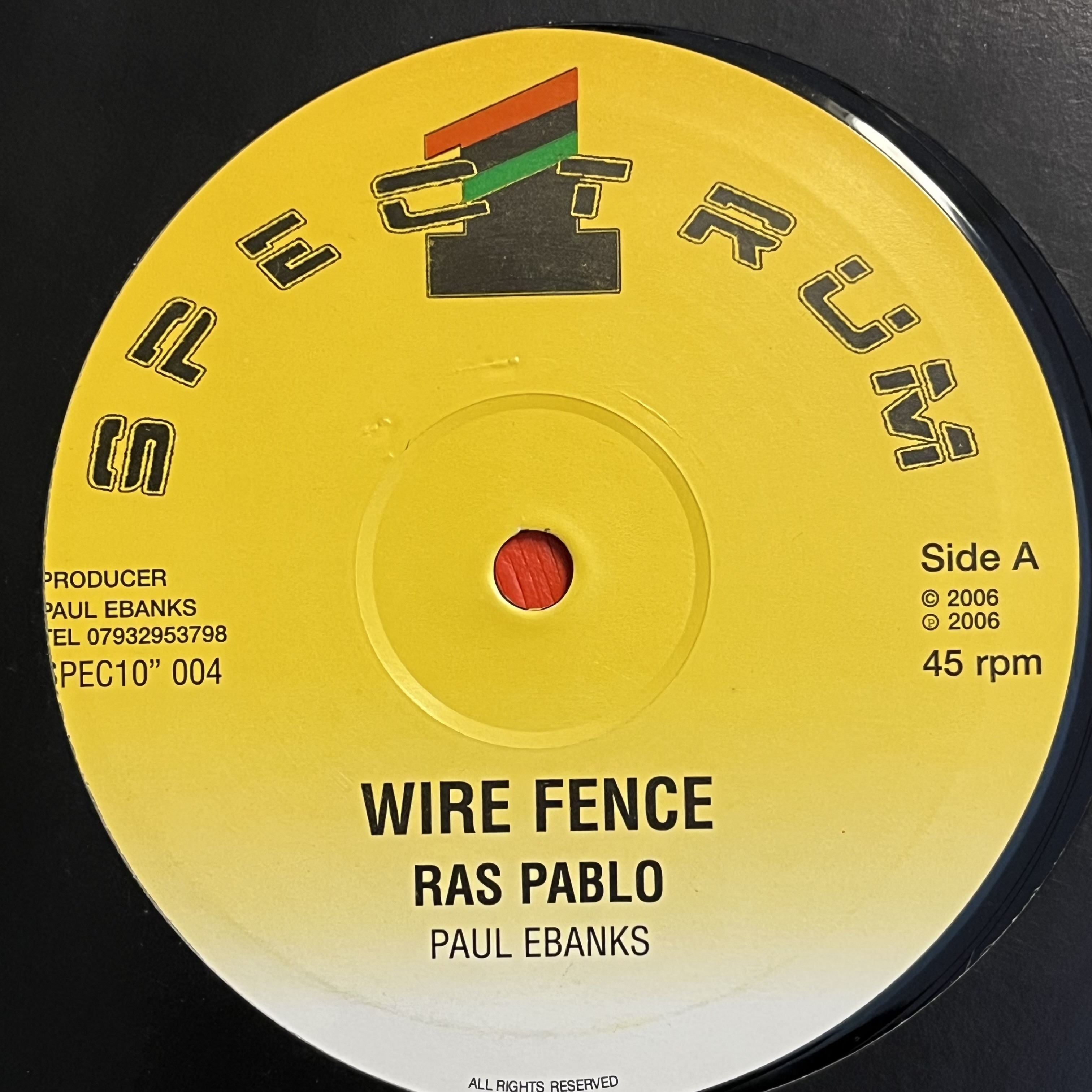 Ras Pablo – Wire Fence