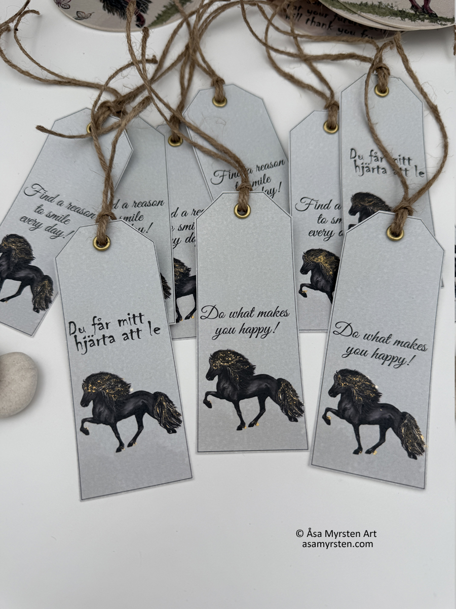 Tags oblong. Icelandic horse black. Various texts.