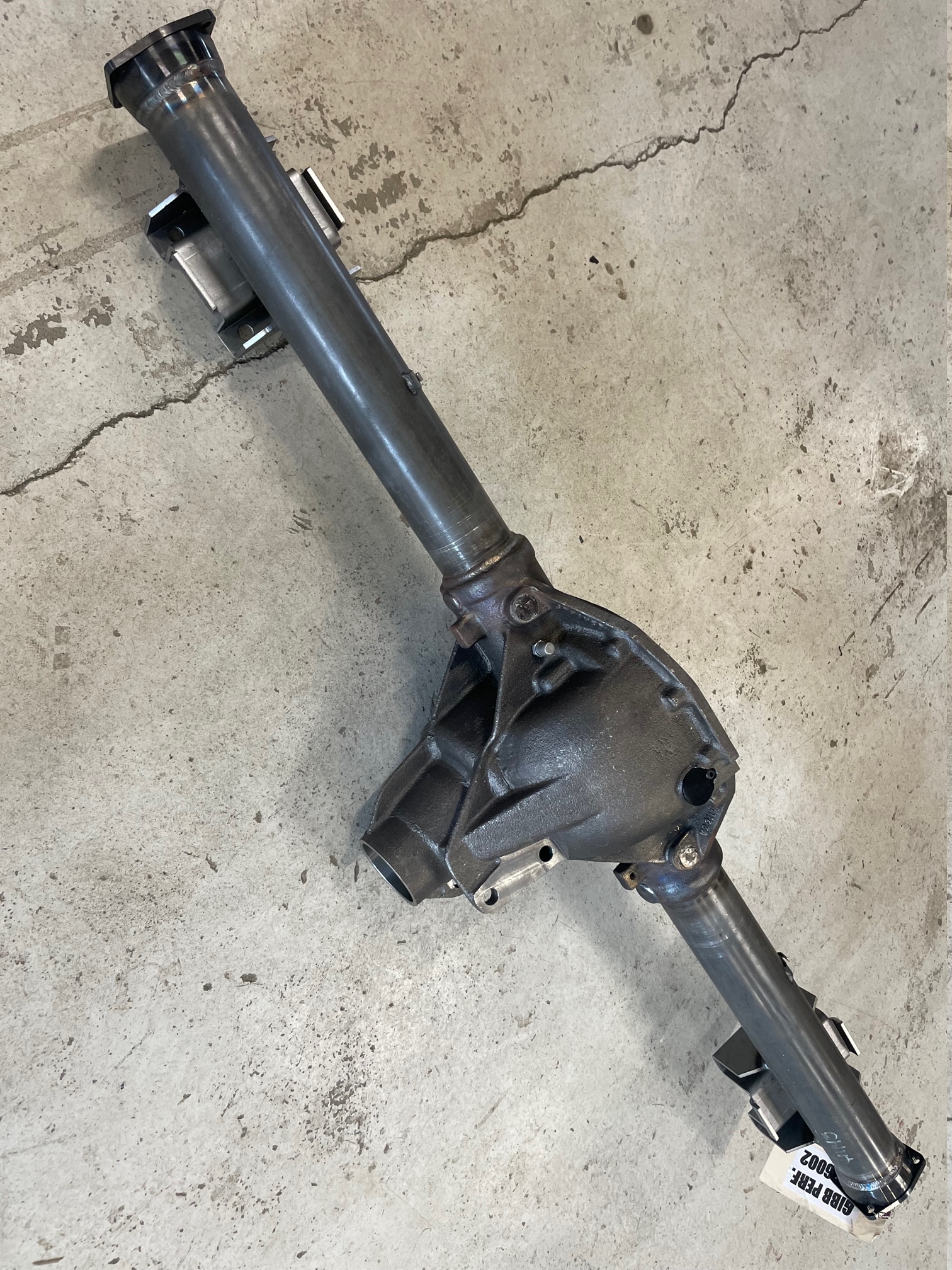 Strange 12 bult Camaro 67-69 & 30 spline drivaxlar.