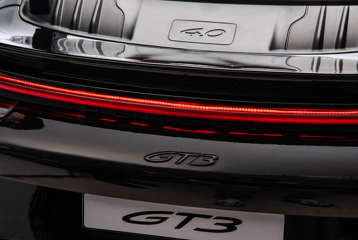 Porsche 911 GT3 Spyder Elbil Barn 2 sits - 7
