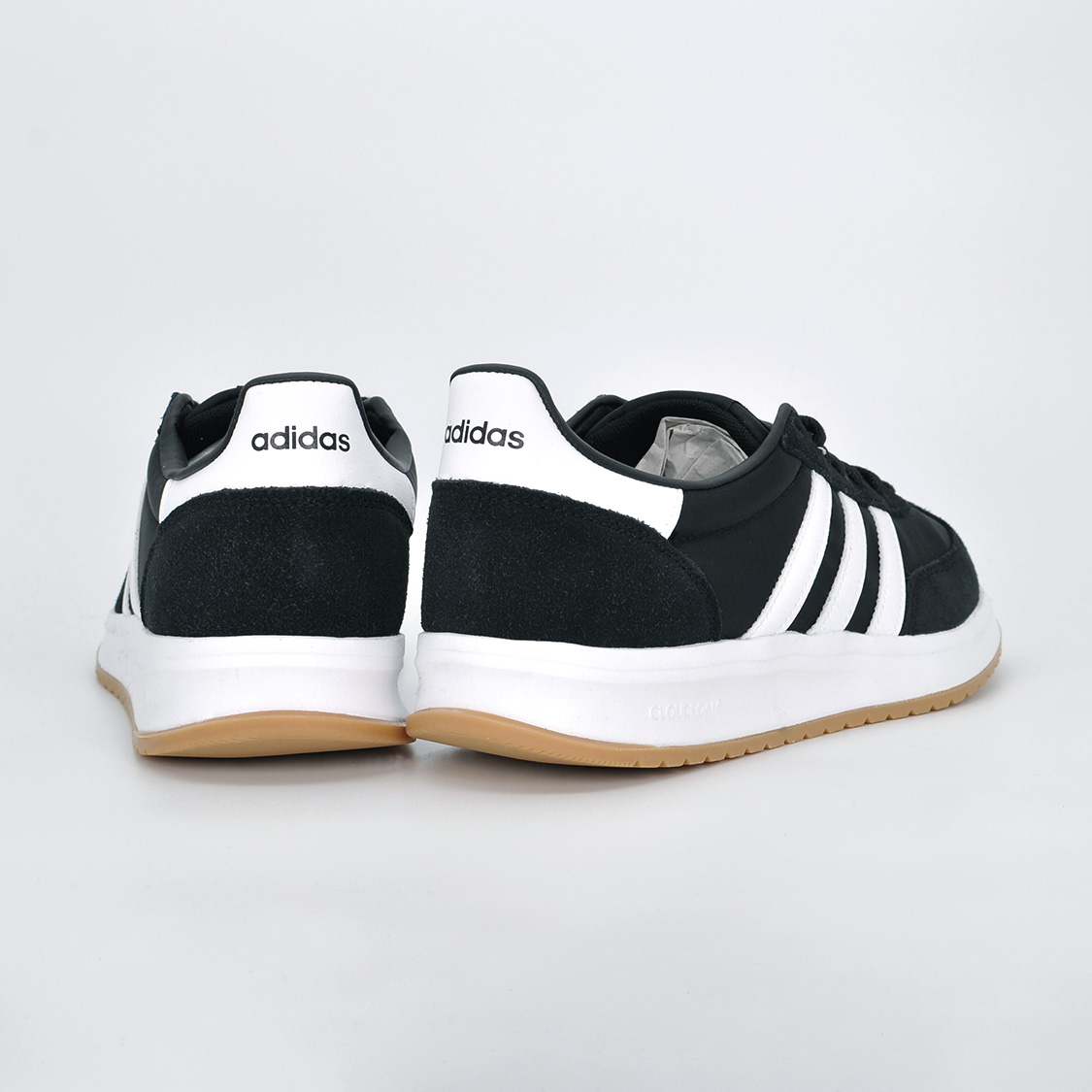Adidas - Run 70s 2.0 Core Black/Cloud White - 5
