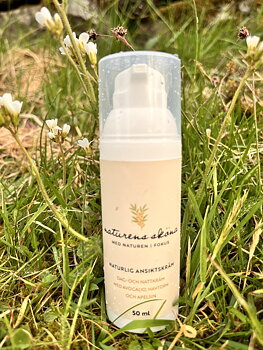 Naturlig ansiktskräm med avocado, havtorn & apelsin 50 ml Naturens Sköna