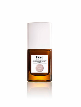 Kure Bazaar Remarquable Therapy Färgade nagelförstärkare Le Rose 05