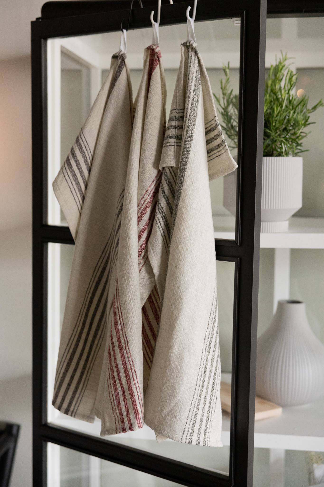 Karlevi - Natural/green kitchen towel - 45 x 65 cm