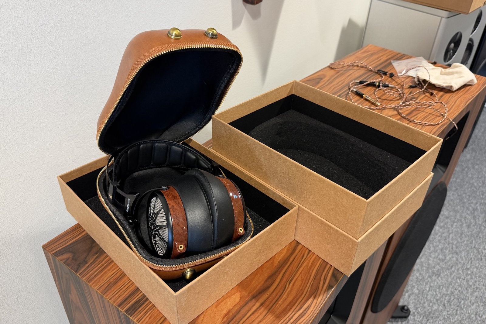 Sendy Audio Apollo öppen planar magnetic over-ear hörlur - 3