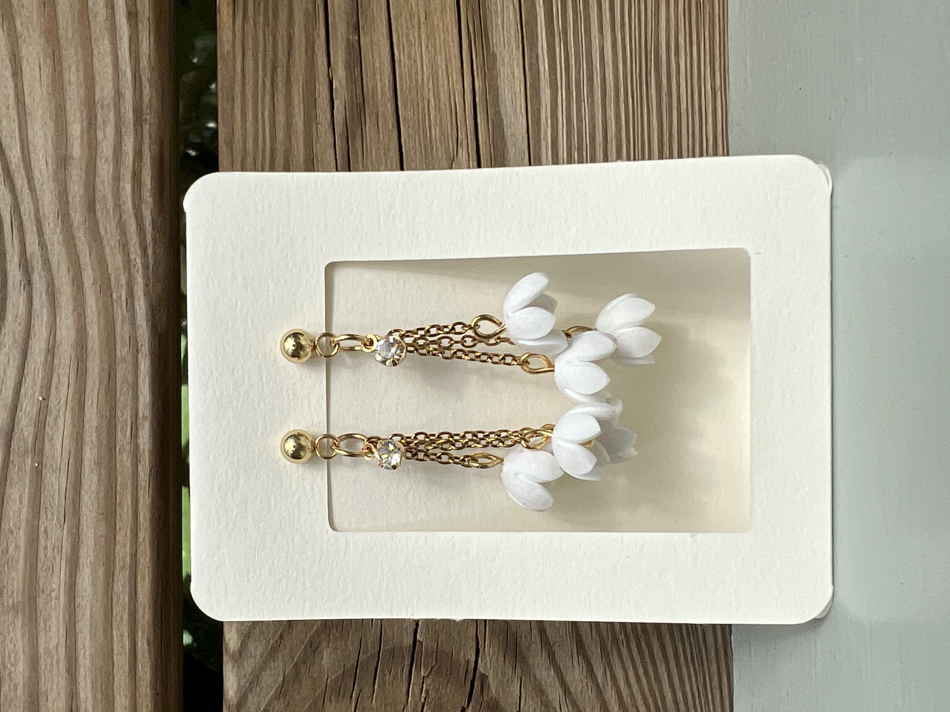 Blomsterbjälra, vit