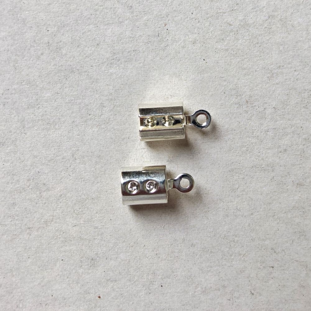 Runda ändfästen 12 mm silverfärg 8 st - 3
