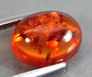 Gorgeous natural untreated loose amber gemstone with unique inclusions - 3