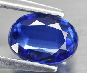 Piedra preciosa de cianita suelta natural de corte ovalado de alta calidad de 1,06 ct