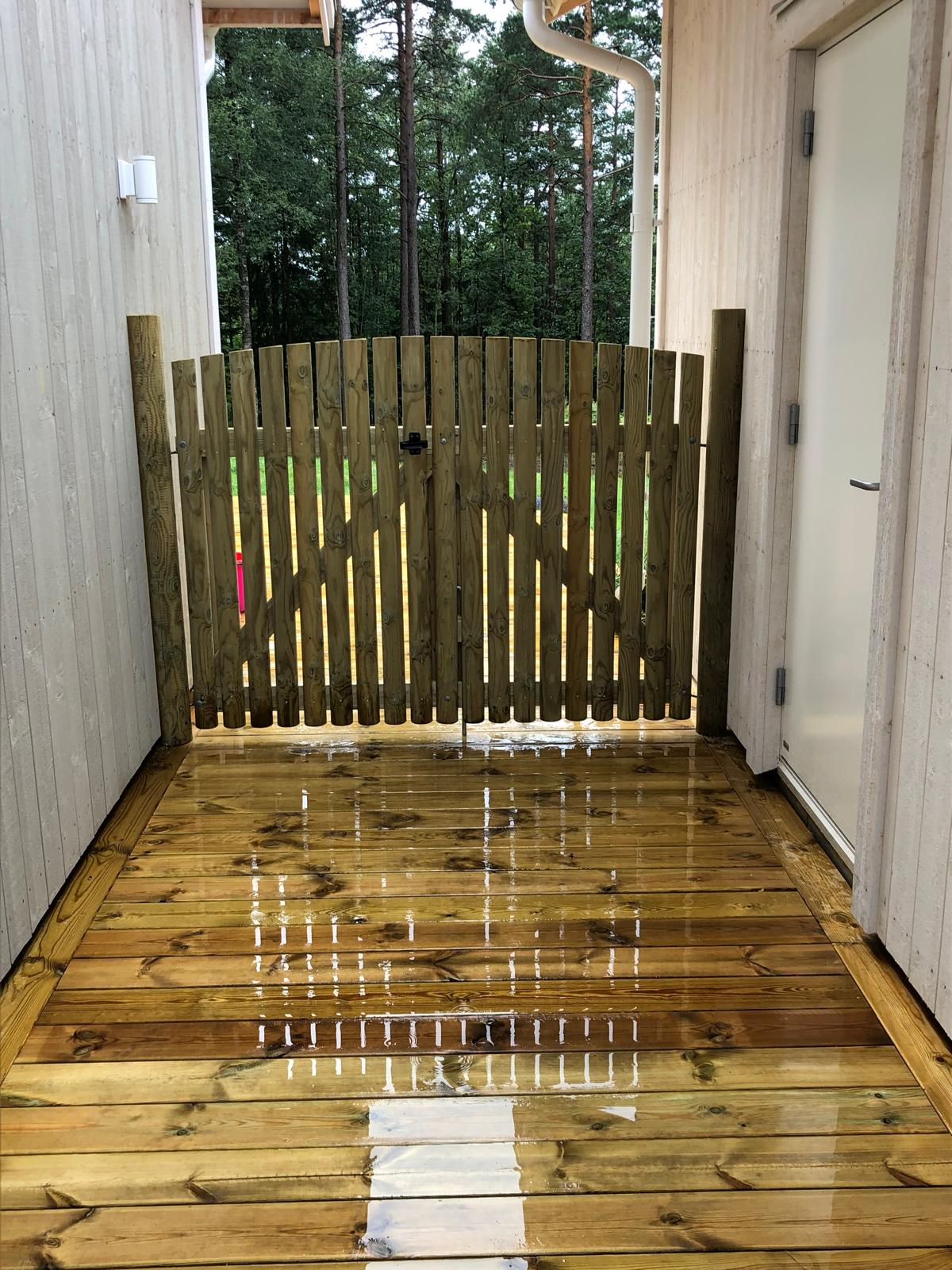 Wooden gates - 8