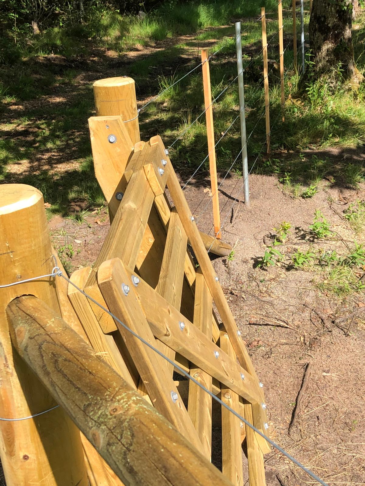 Wooden gates - 4