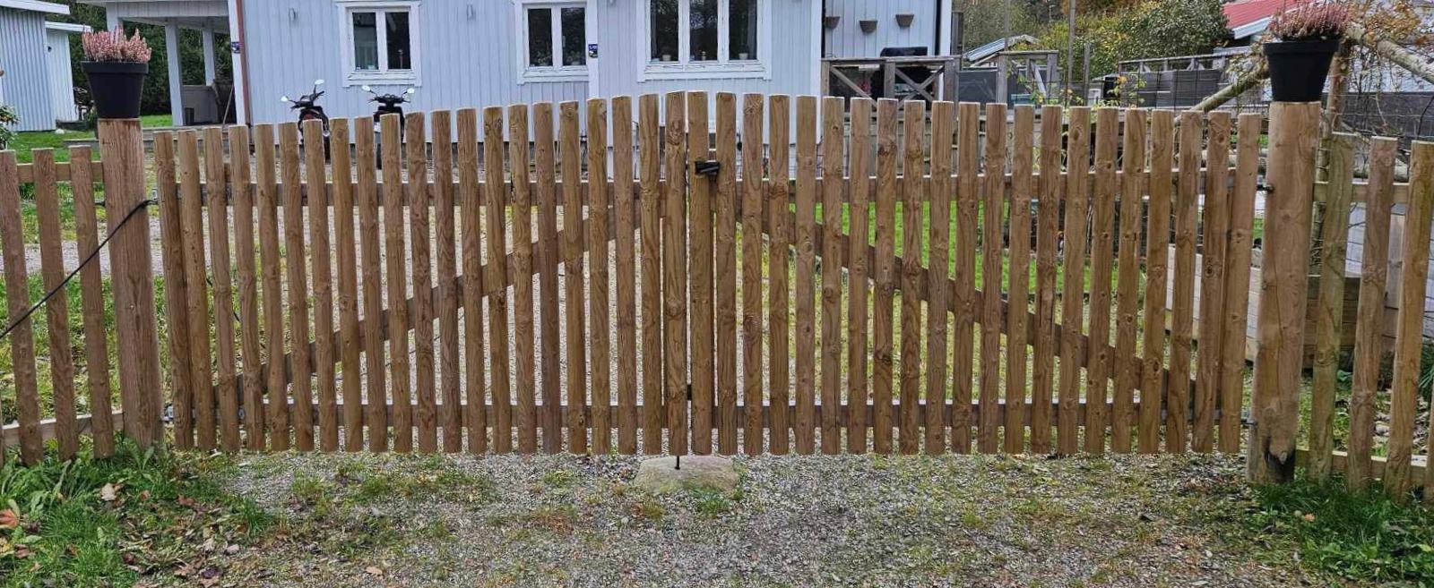 Wooden gates - 9