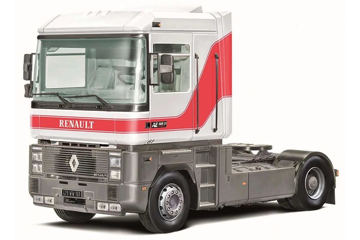Renault AE500 Magnum, 1/24