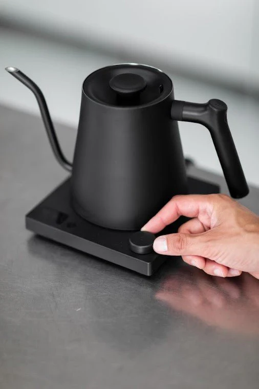 Varia - AURA Kettle 0.8L - Svart - Vattenkokare - 800ml - 4