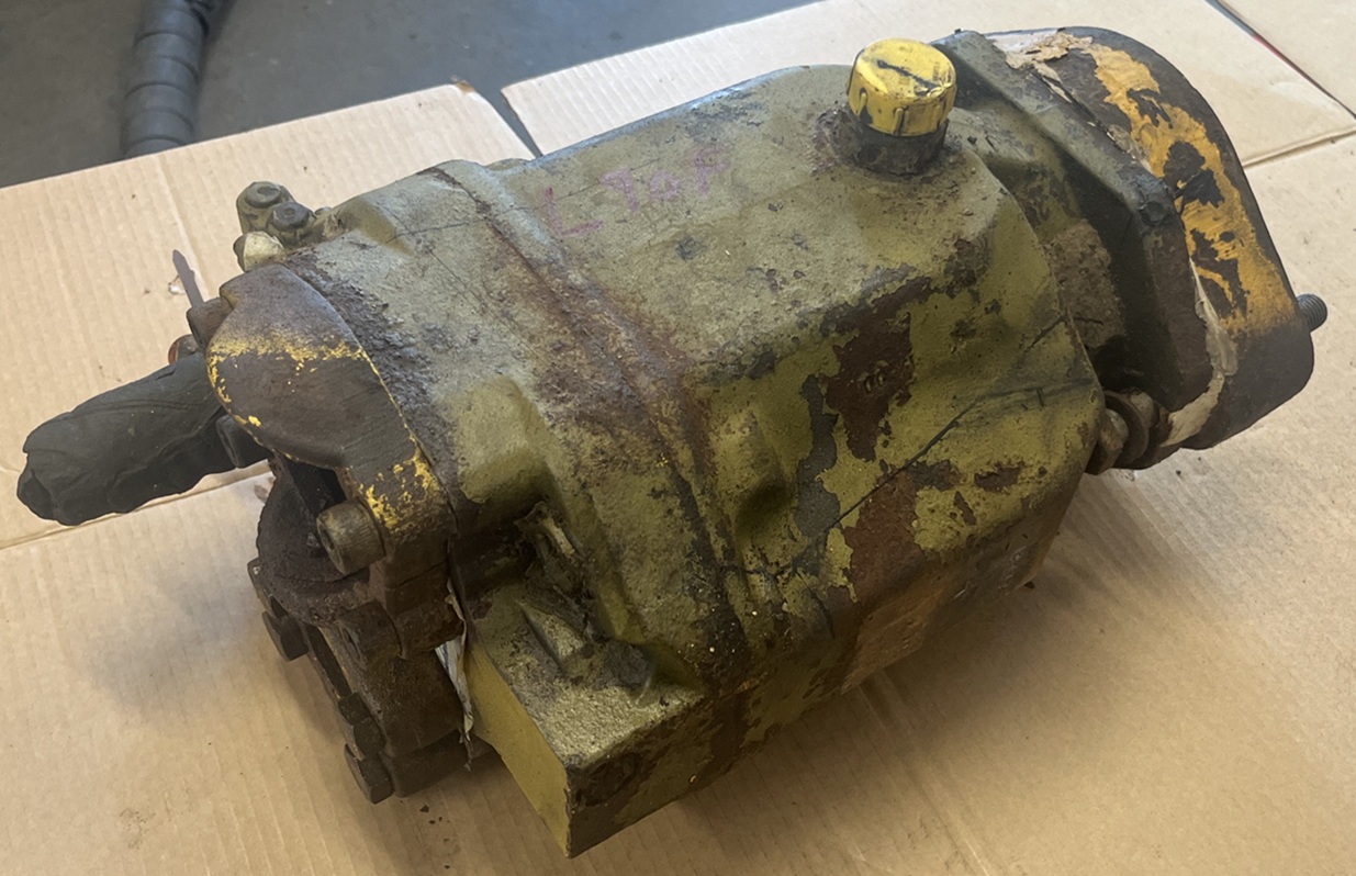 Hydraulic pump 11411964 - 5