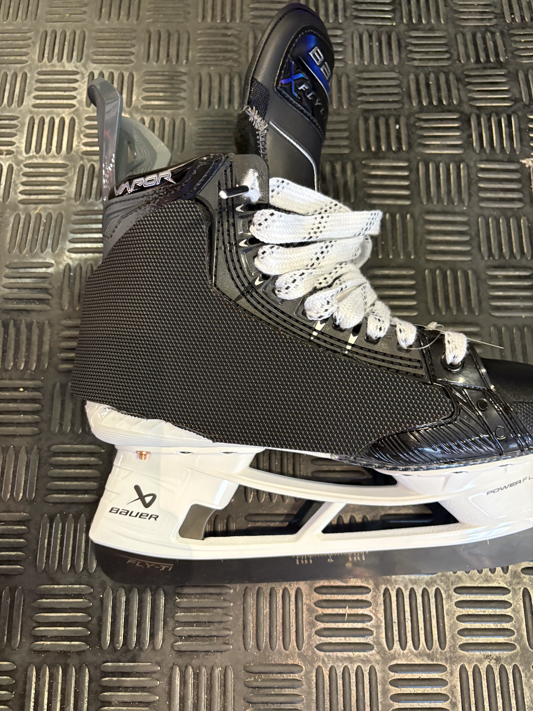 R Shield Carbon skate Protector