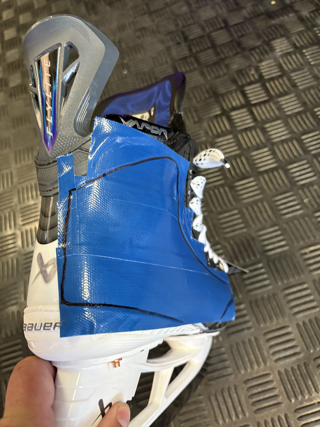 R Shield Carbon skate Protector - 10