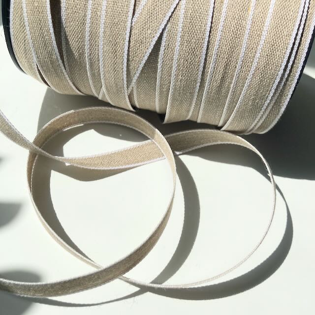 Linen ribbon 11 mm finely woven with white edges 3002-11 - 2