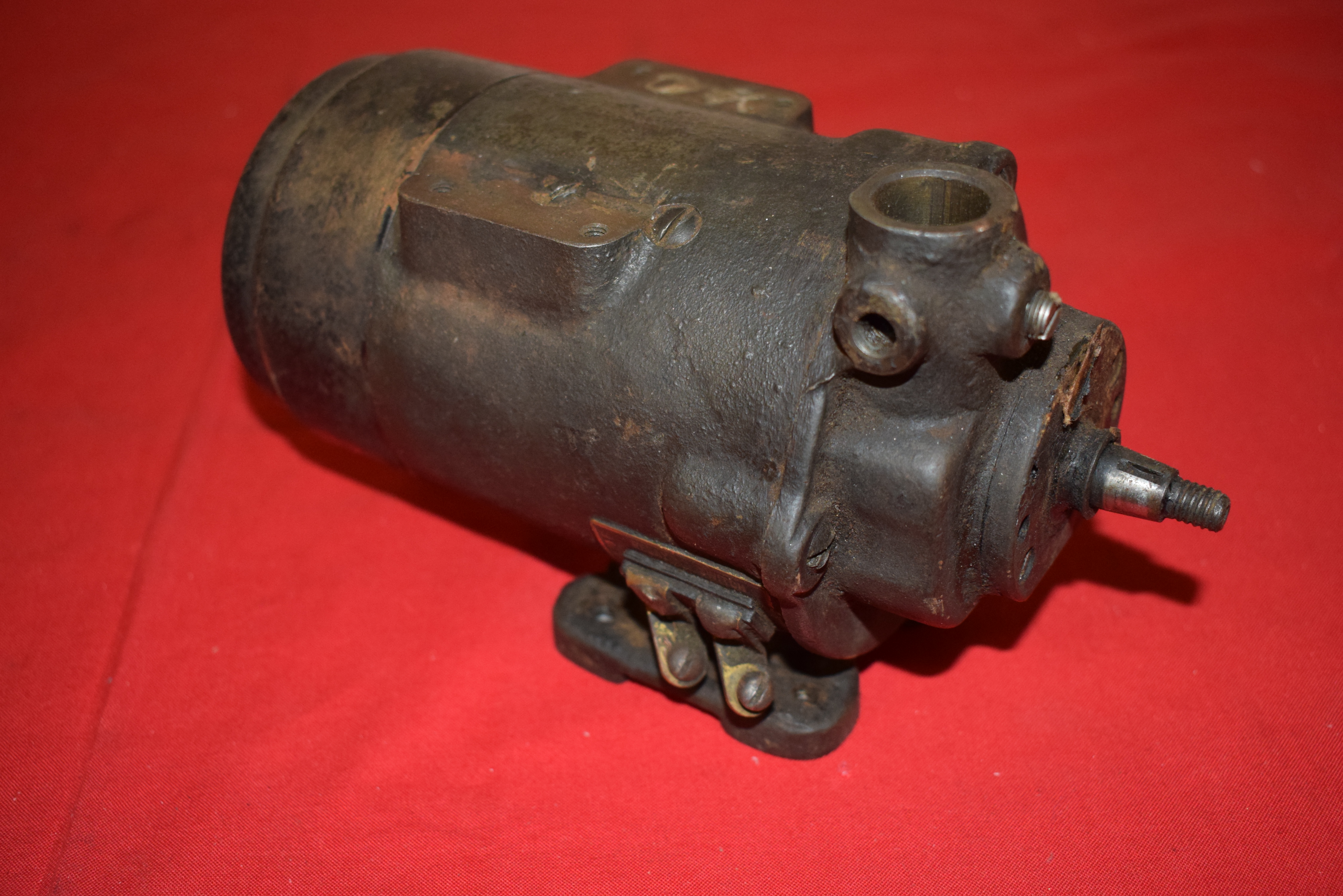 Generator Harley Singel Modell 30F #329