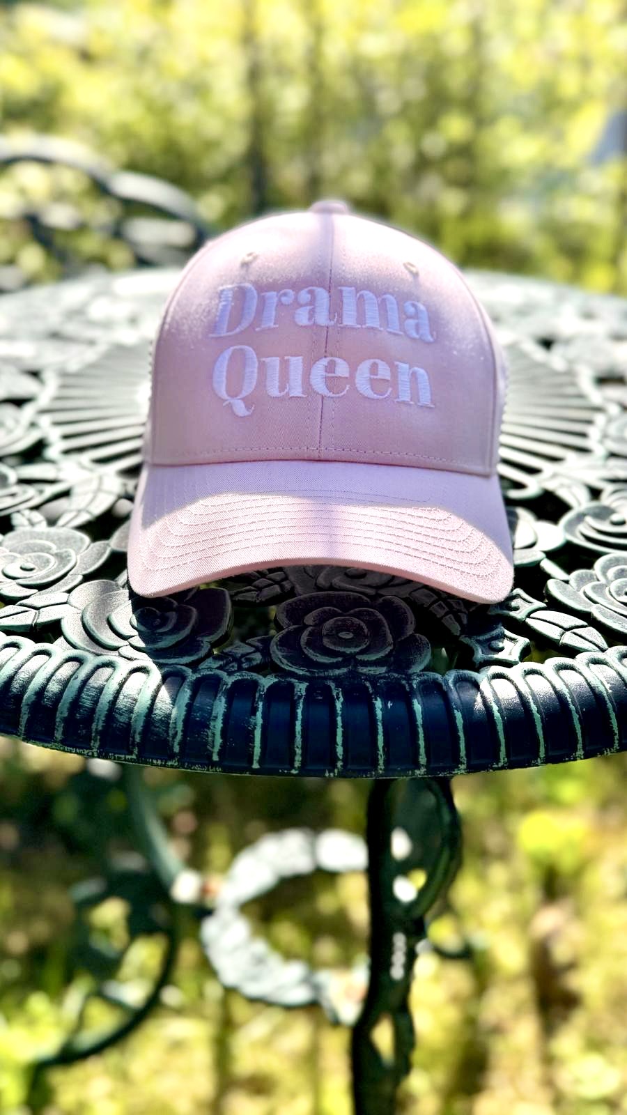 DRAMA QUEEN SNAP BACK CAP  PINK 