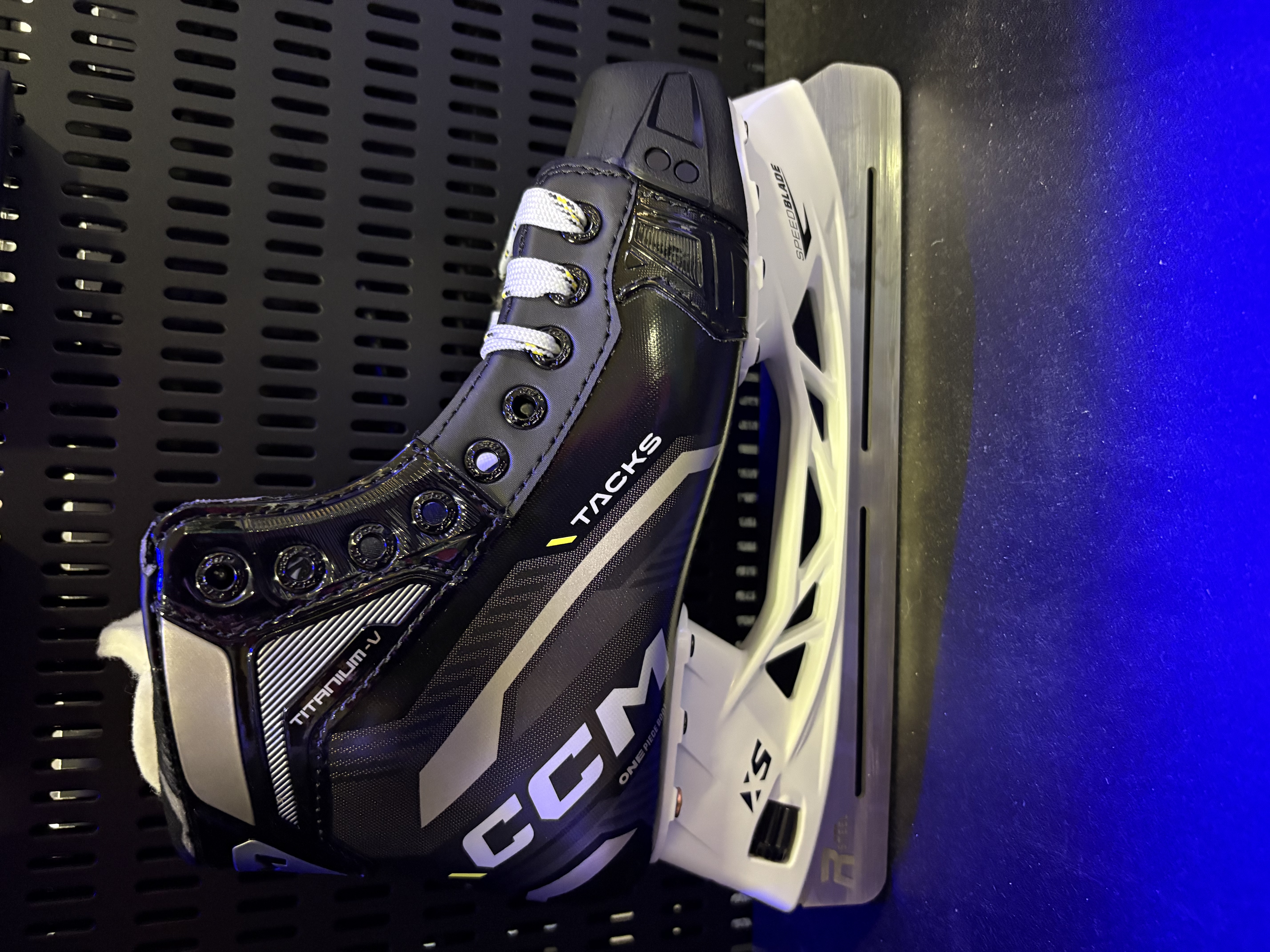 R Steel Ryss Profil Light  för CCM XS hållare 