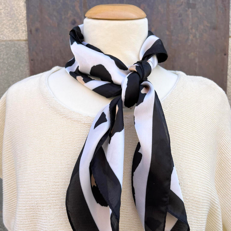 Satinscarf- Leomönster - Fyrkant - 3