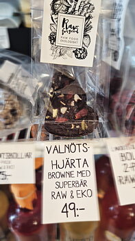 Valnöthjärta Brownie med Superbär Raw & Eko Rawforgood