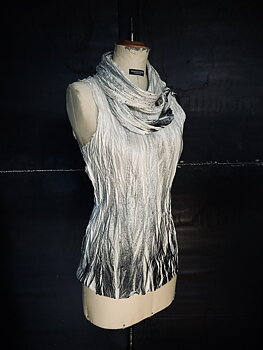 CRINKLED SPRAYED TANK TOP IN SILK