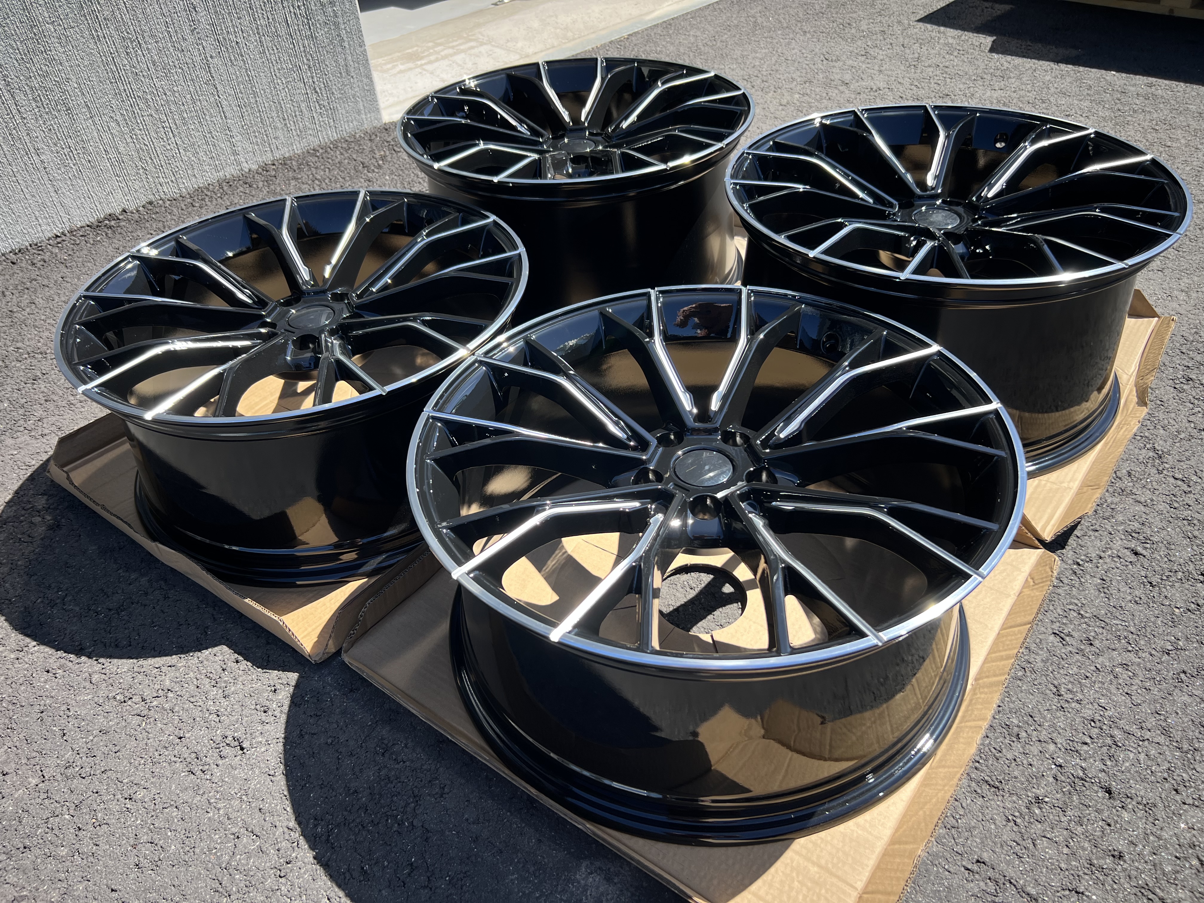 20" M669 Gloss black/polished 5x112 - 5