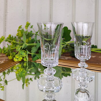 Hamra champagneglas från Kosta Boda 