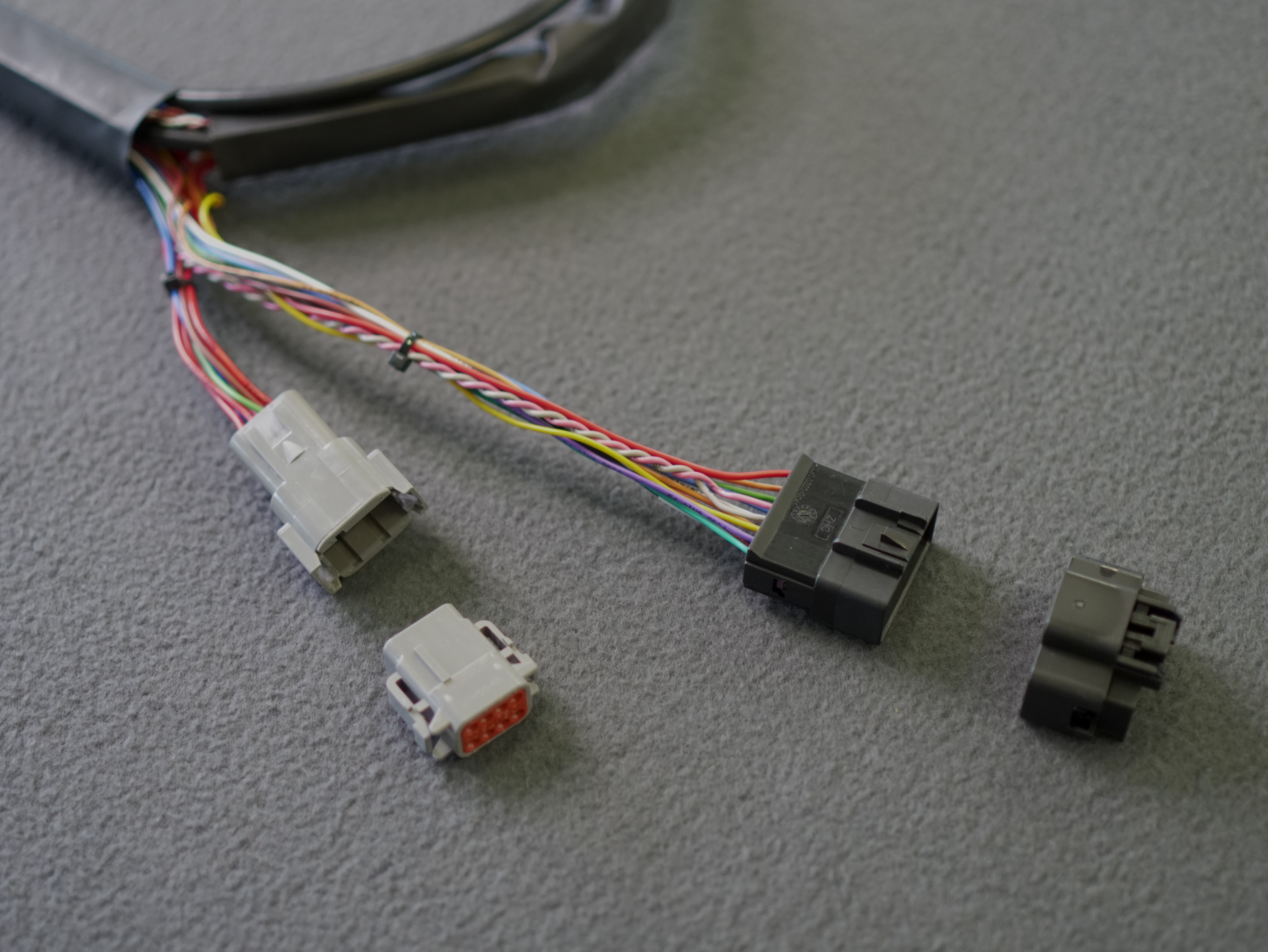QwickLoom FlexFit harness 90% ready for MaxxECU - 11