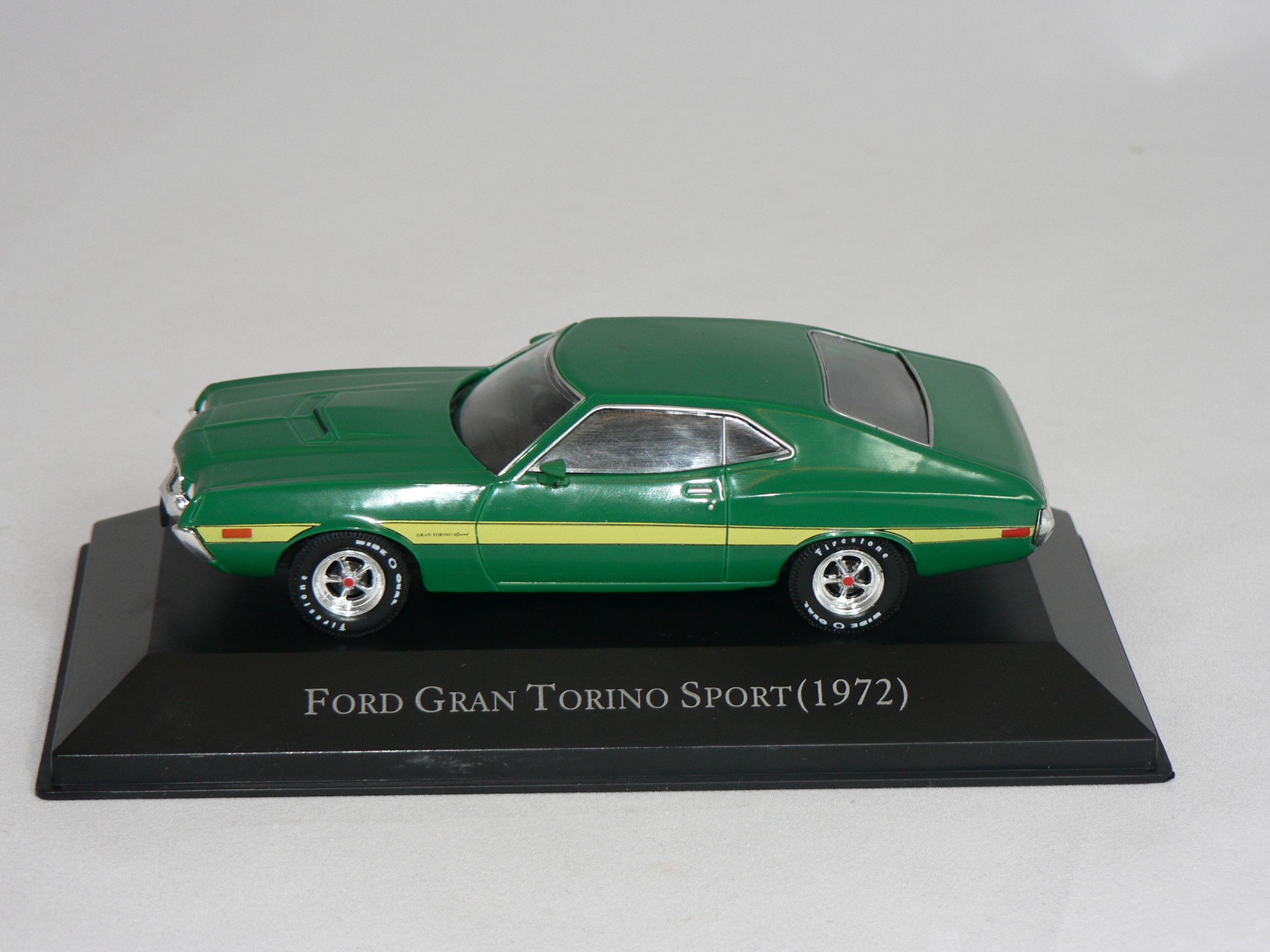Ford Gran Torino  Sport 1972   1:43  Atlas - 3