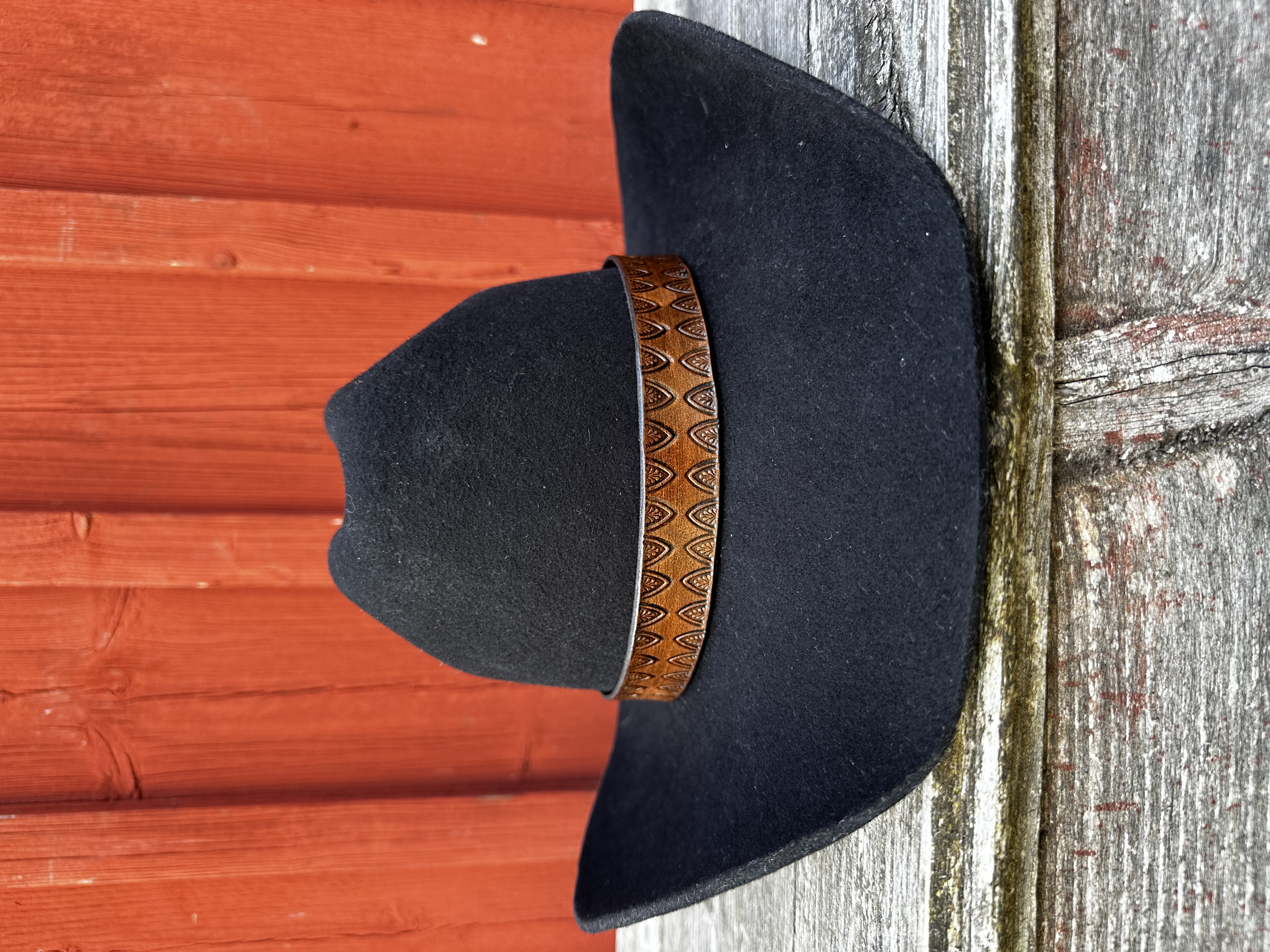 Hattband  i läder