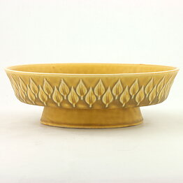 Jens Quistgaard (Relief 1959) Beige Footed Bowl with Leaf Pattern 19/6 cm