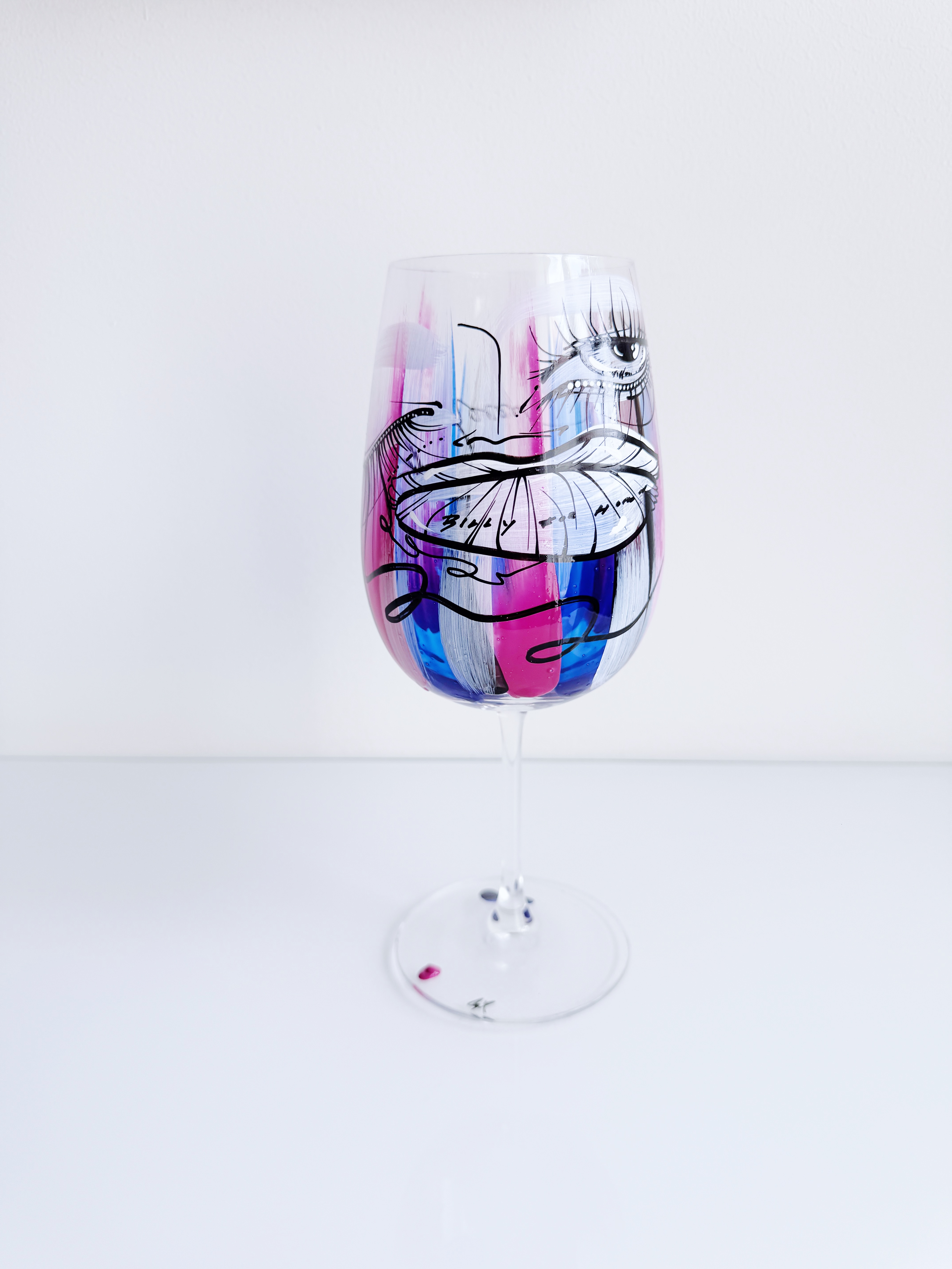 Gabriéllá - Rödvinsglas/DrinkGlas (Mystery 