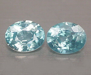 Gemas de circón azul natural calibradas y ovaladas de 5 x 4 mm a juego