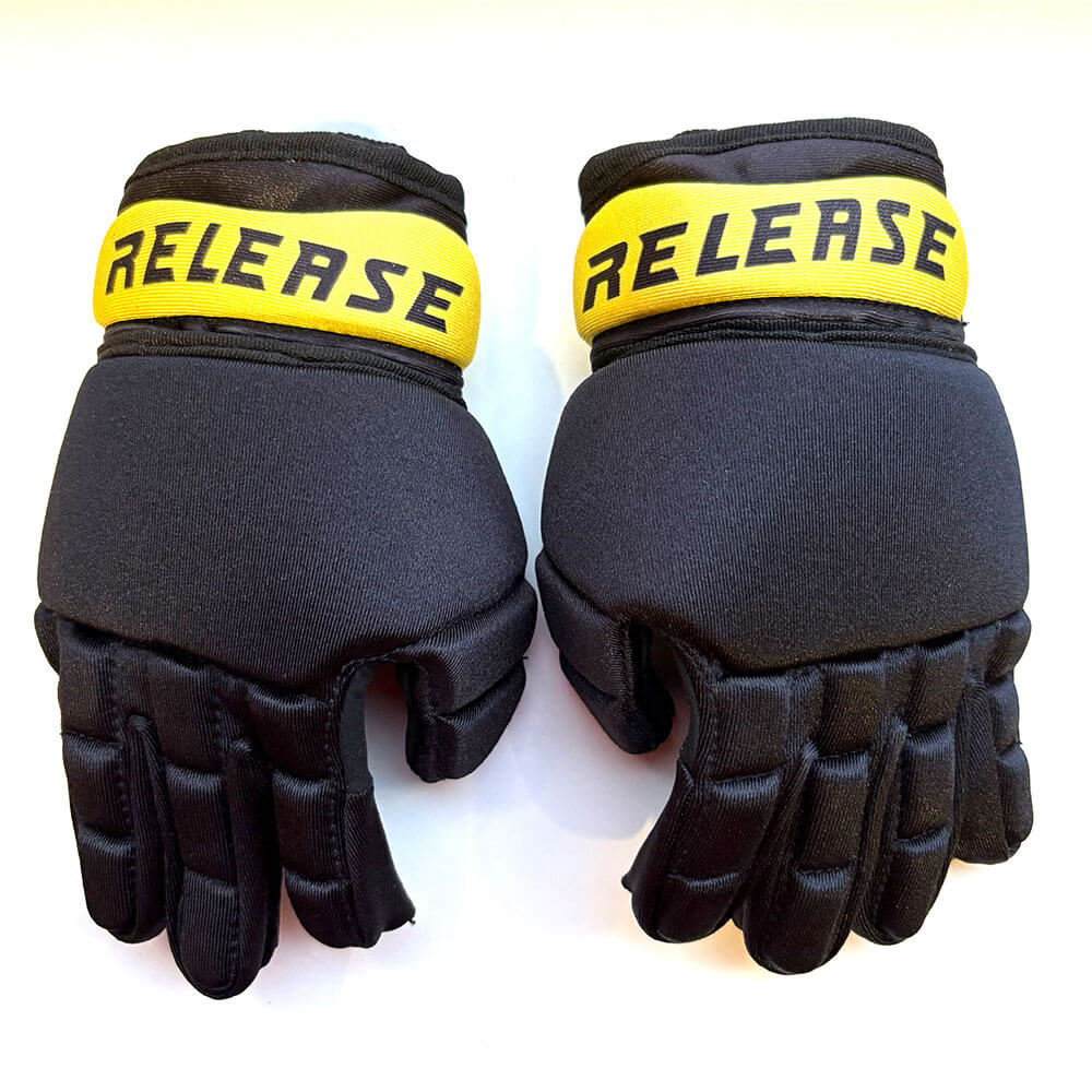 Bandyhandske-Release-fullgrip-svart-gul