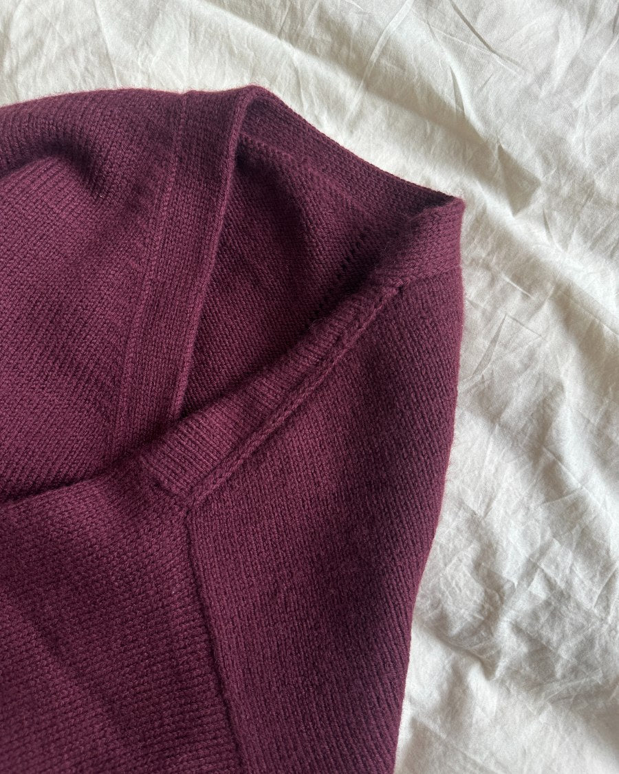 PetiteKnit Scarlet Cardigan (23 m st 3) - 3