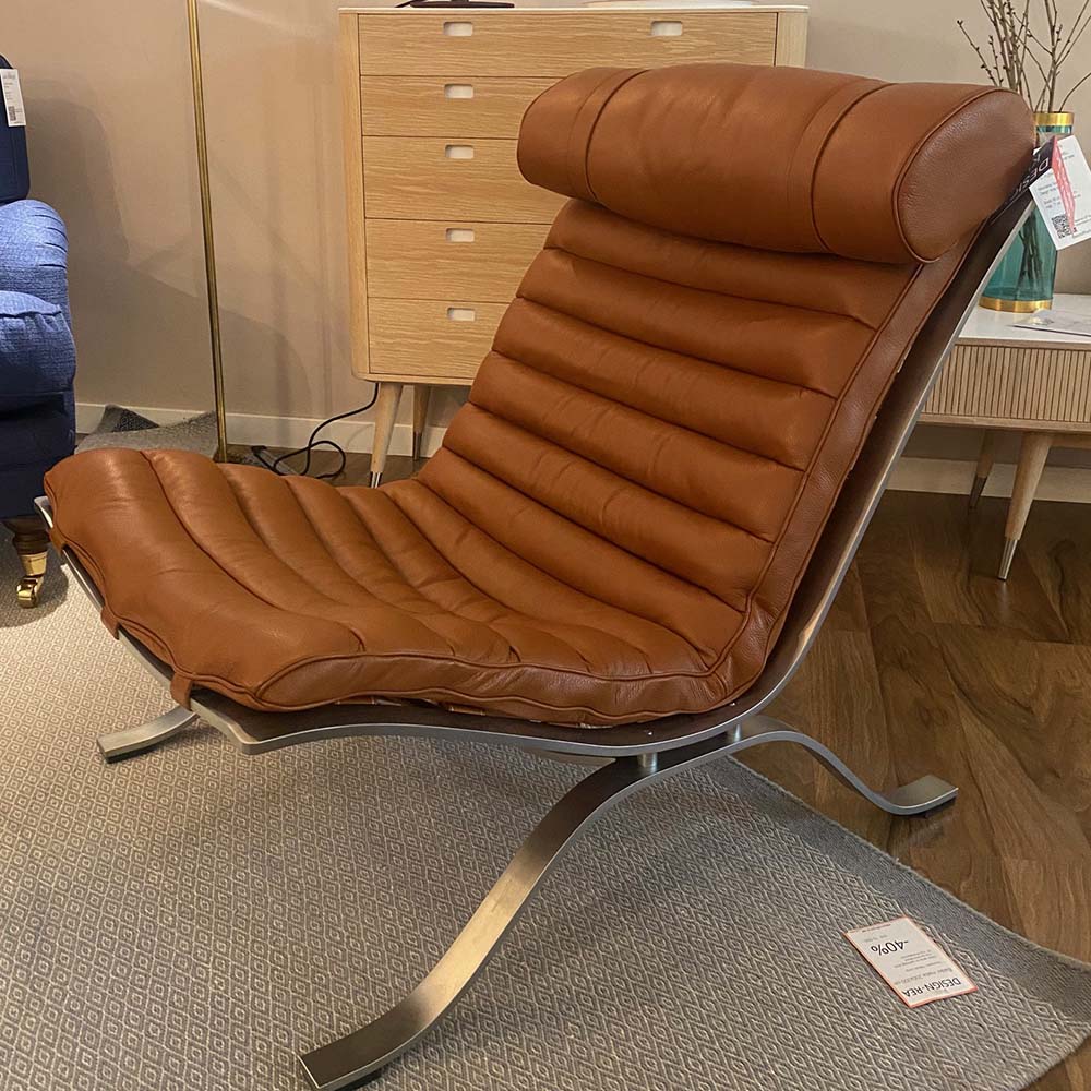 Ari Armchair (Cognac leather) - Design bargin/Disply item* -  by Arne Norell