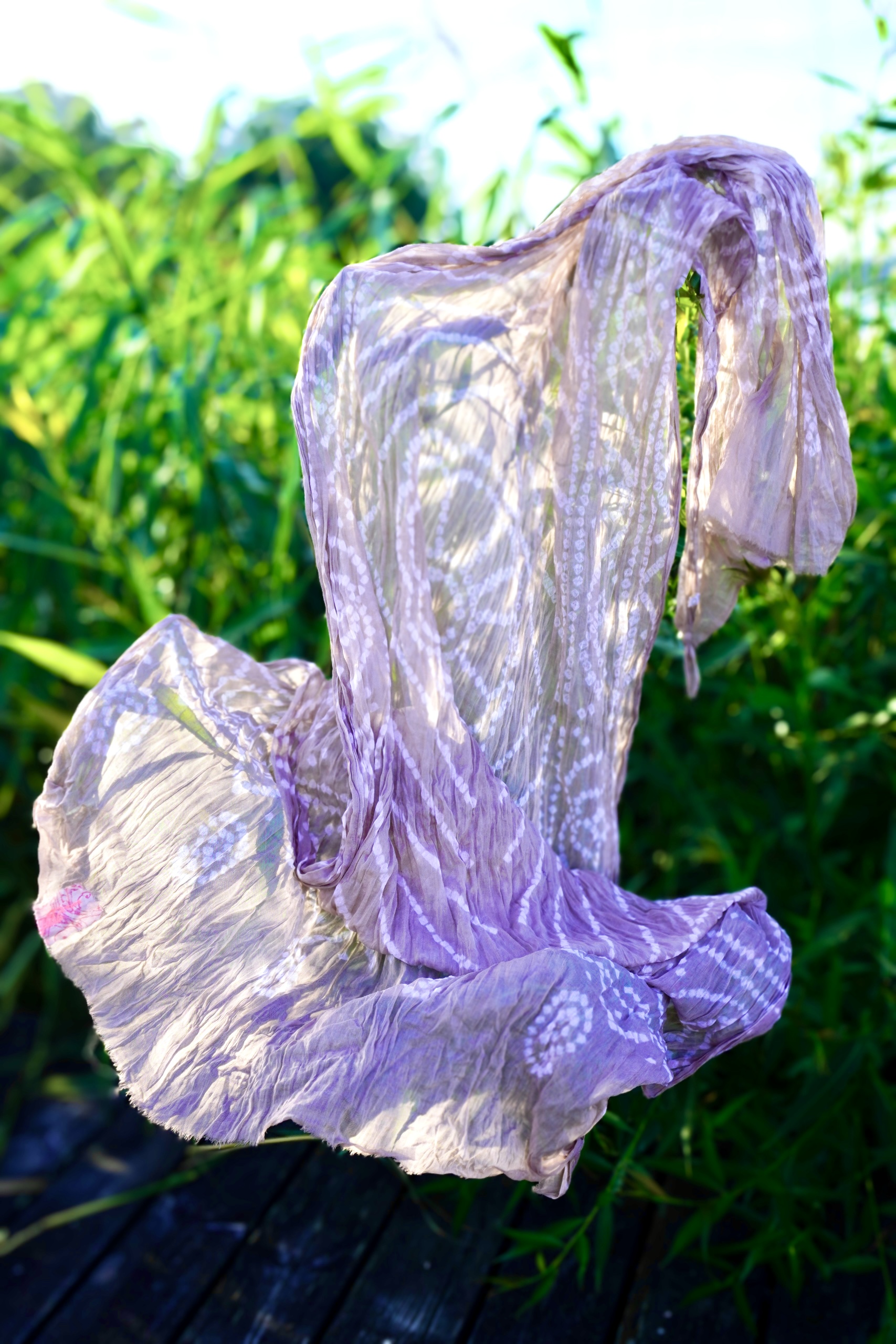 BANDHINI COTTON BATIK SCARF LOVELY LATTE 