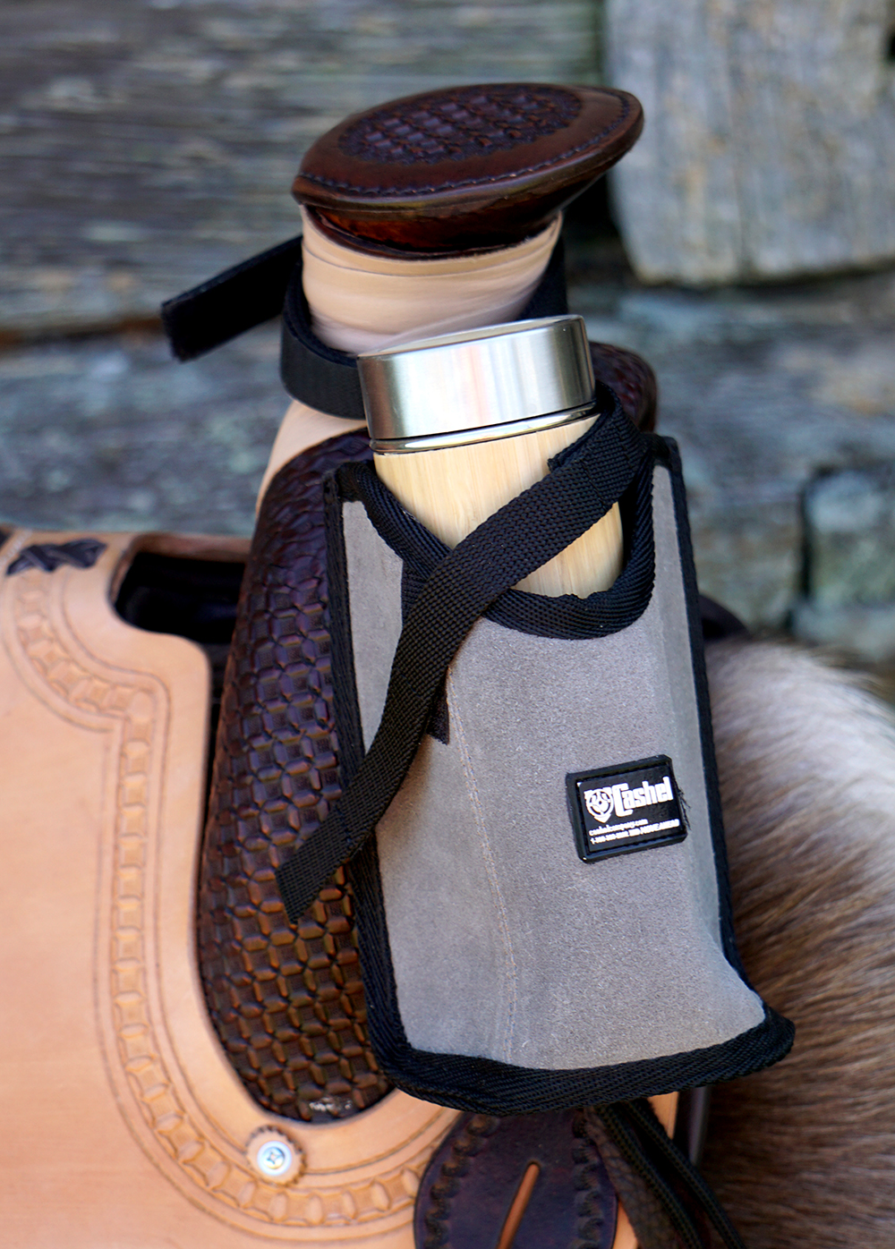 Cashel© Bottle Holder / flaskhållare i mockaläder (Western), grå
