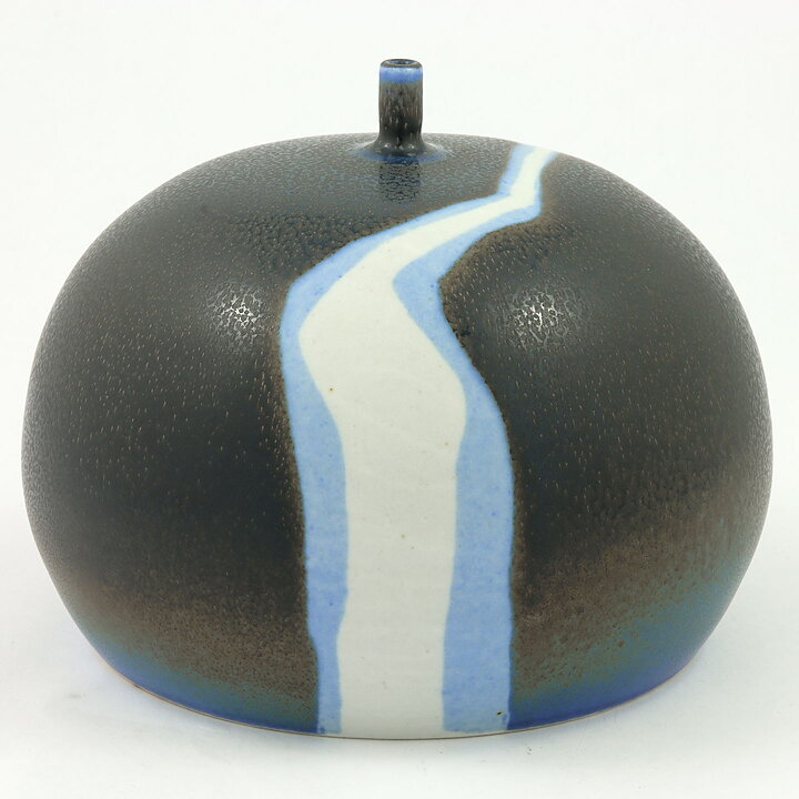 Claes Thell (1988) Swelling Vase with Brown/Blue/White Haresfur Glaze 16/12 cm