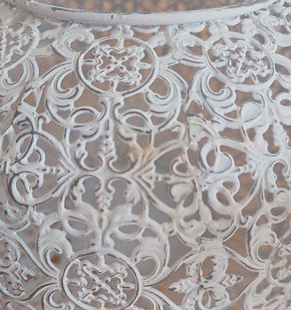 Ljuslykta spets ornament vit shabby chic lantlig stil Gårdsromantik