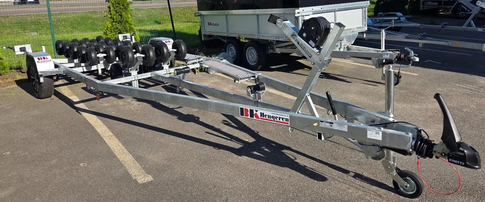 PRO ::: 21-fots  - 1800 kg = Båttrailer BK 1821B Pro