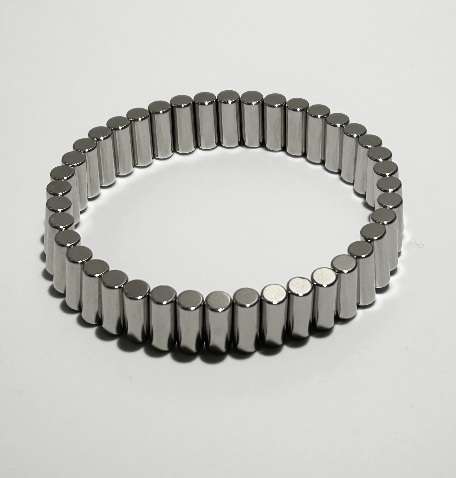 Armband  Magnetiskt silver