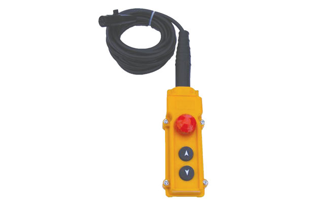 Warrior Trådbunden handkontroll med nödstopp, 4-Pin