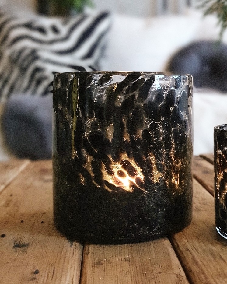 Ljuslykta 15 cm - Black Spots